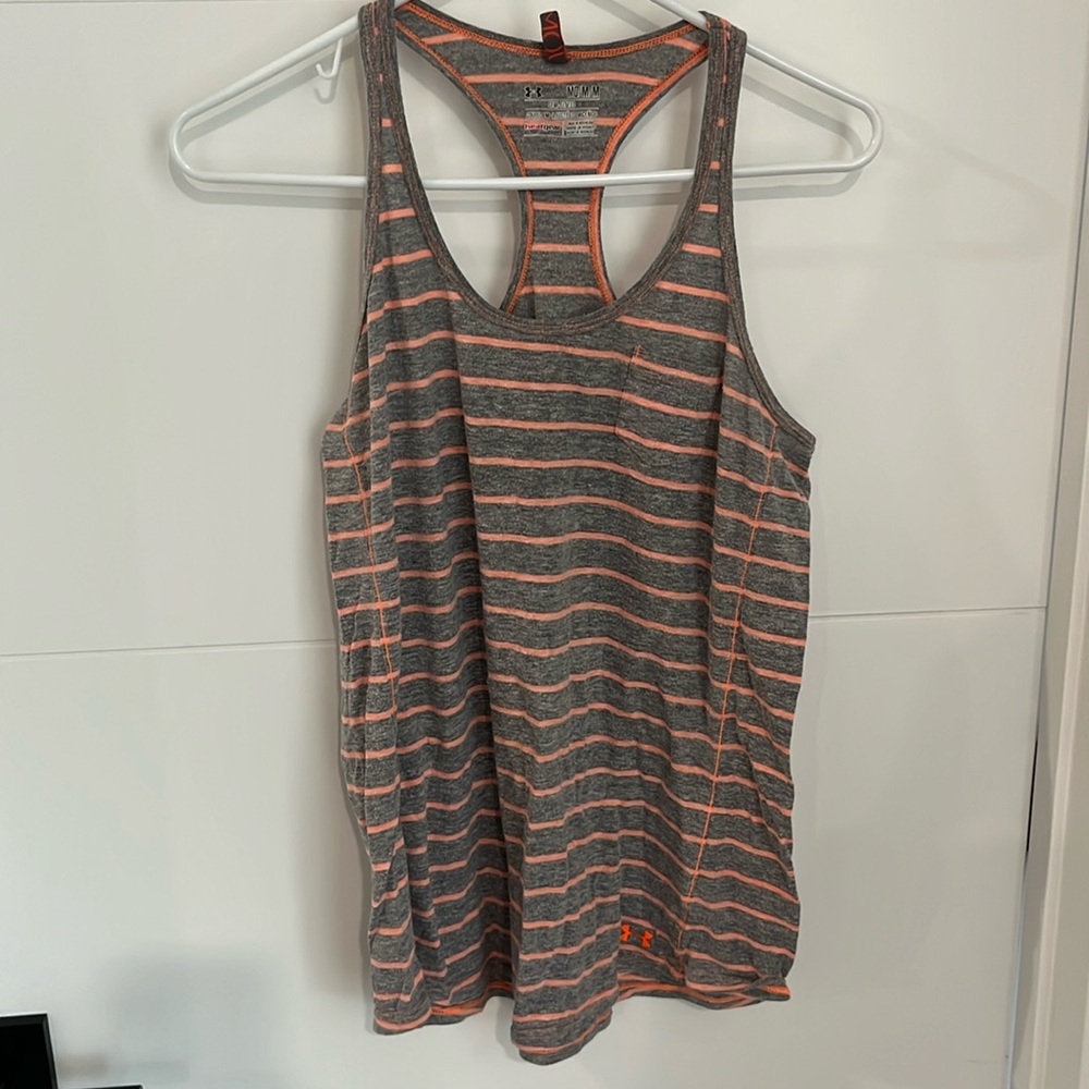 Under Armour tank top semi fitted